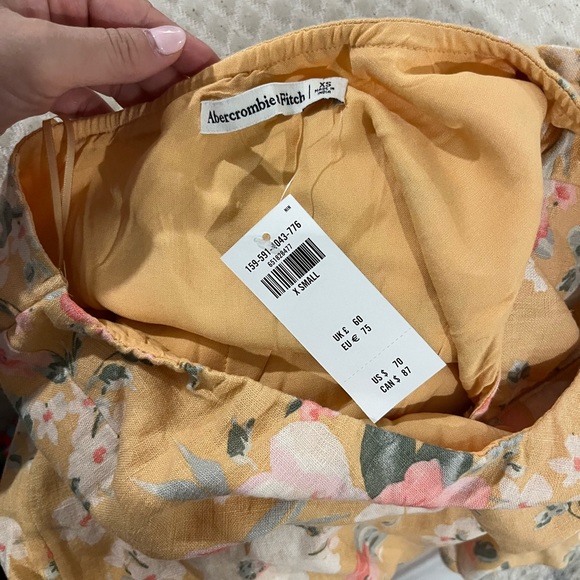 Abercrombie and Fitch One-Shoulder Mini Dress - Picture 6 of 6